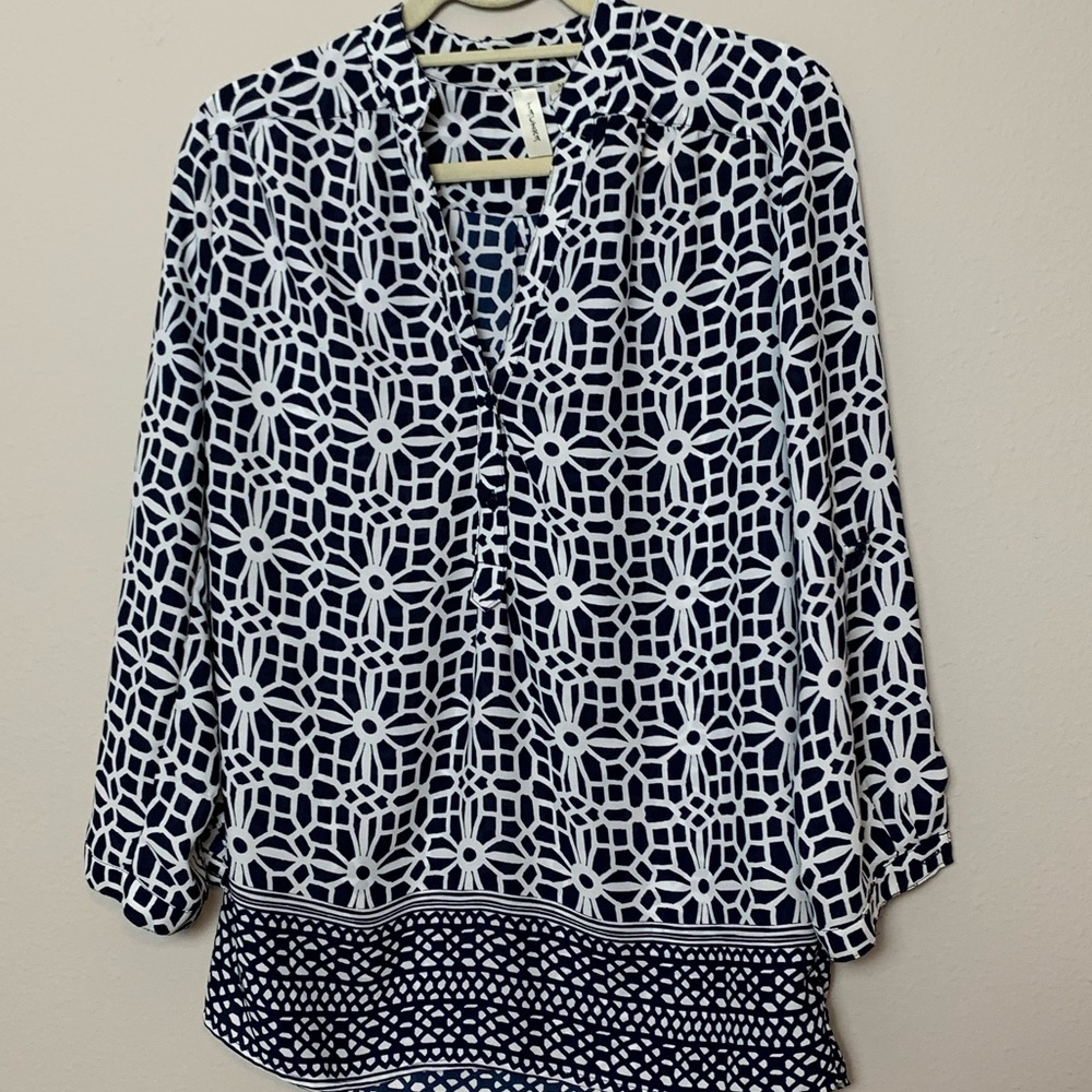 Tacera medium flowy blouse geometric lightweight